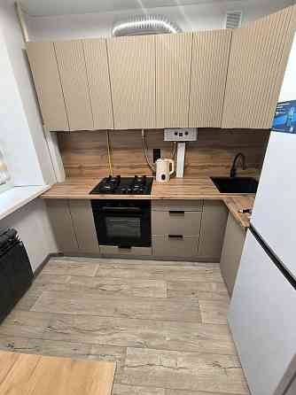 Продам 1ком квартиру центр площадь Ленина Донецк