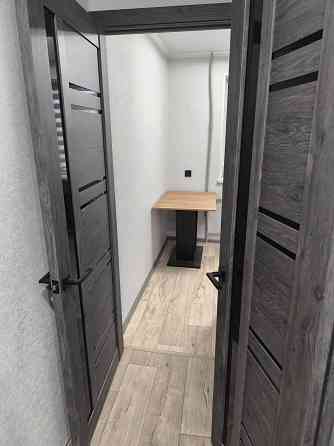 Продам 1ком квартиру центр площадь Ленина Донецк