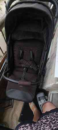 Продам прогулочную коляску Донецк
