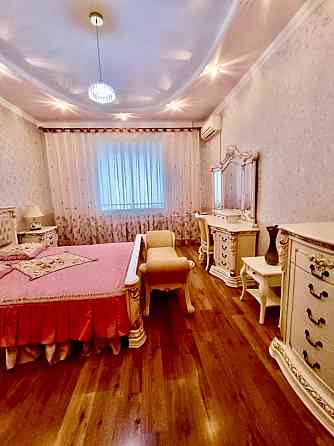 Продается большой, добротный, трёх уровней дом. Мариуполь