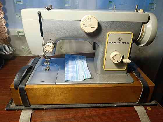 Швейная машинка Чайка (с зигзагом). Электропривод. Настроенная (садись и шей) Донецк
