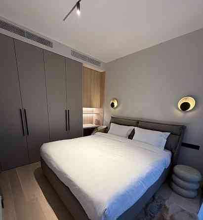 Сдаю двухкомнатную квартиру в Ворошиловском районе Донецка напротив обл.Администрации. Донецк