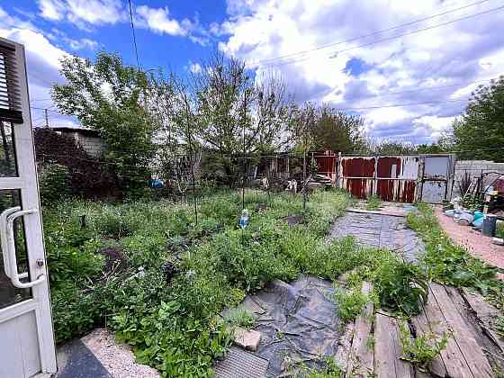 Продаю квартиру на земле на 12- 18. Донецк