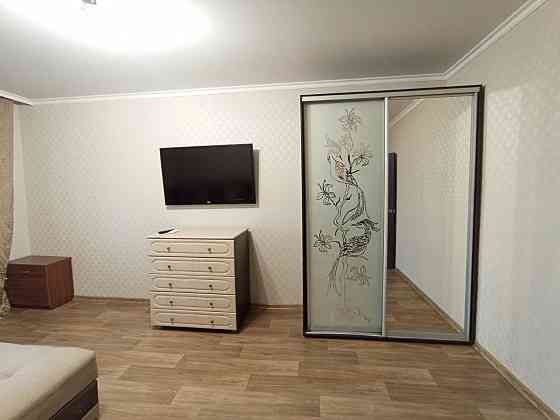 Продам 2-х комнатную квартиру в Ленинском районе Донецк