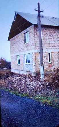 Дом в Ленинском районе города Донецка. Донецк