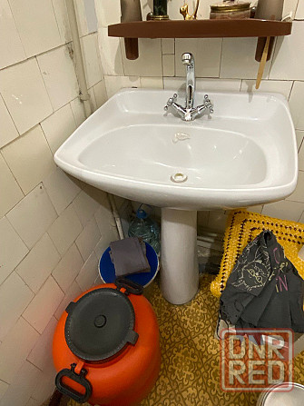 Умывальник керамический Донецк - изображение 2