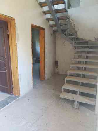 Продаю дом-новострой под отделку в Пролетарском районе. Донецк