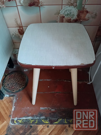 продам 4 кухонные табуретки Донецк - изображение 2