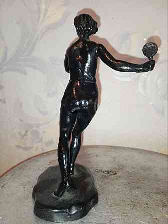 Статуэтки чугун. Касли. Донецк