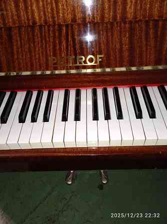 Продаю Пианино PETROF Макеевка