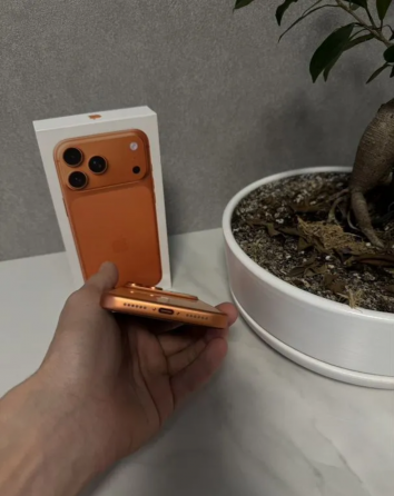 iPhone 17 pro max 256gb Снежное