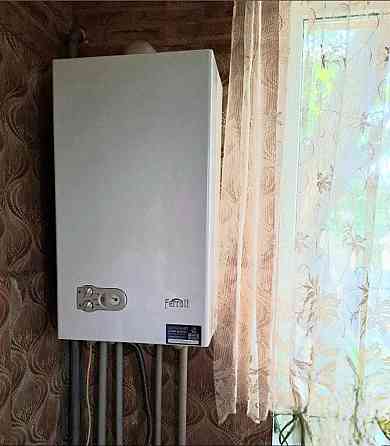 Продажа дома с газом, 9 соток, Гараж Макеевка, Кировский р., п. Путь Ильича Макеевка