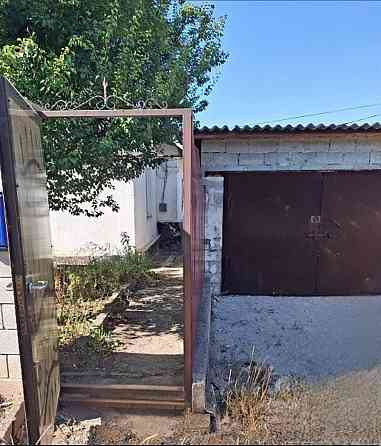 Продажа дома с газом, 9 соток, Гараж Макеевка, Кировский р., п. Путь Ильича Макеевка