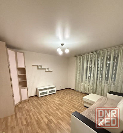 Сдаю двухкомнатную квартиру в Ворошиловском районе Донецка на театральном проспекте. Донецк - изображение 2