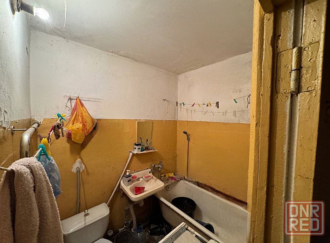 Продажа 2 квартиры Макеевка кв-л Химик окна на ул.Ленина Макеевка - изображение 5