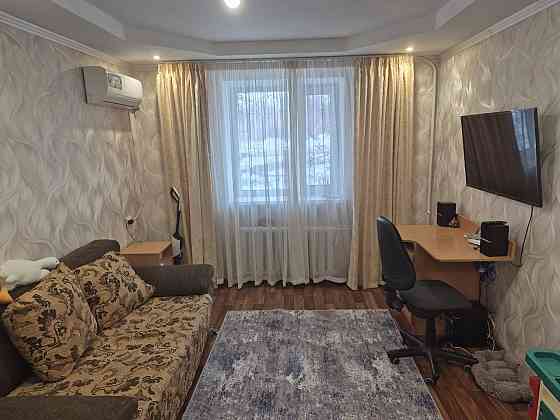 Продам, 2х комнатную квартиру,на Восточном в хорошем кирпичном доме,на первом этаже! Макеевка