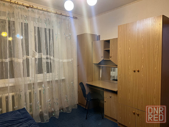 Трёхкомнатная, Крытый рынок. Вода 24/7, бойлер, мебель, техника. Донецк - изображение 2