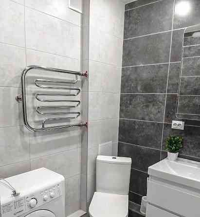 Расположена в Калининском районе, Медицинский институт Донецк