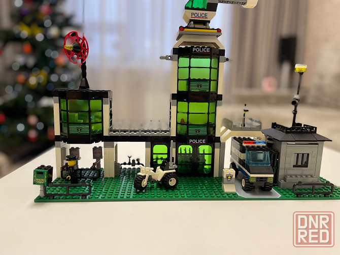 лего полицейский участок Макеевка - изображение 1