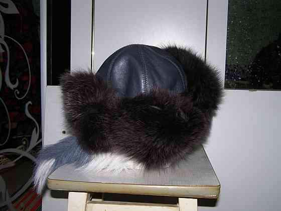 Шапка-ушанка кожанная с мехом песца. Макеевка