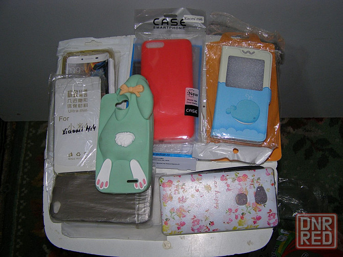 Чехлы для смартфонов. 11 шт. Макеевка - изображение 1