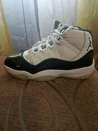 Кроссовки Nike Air Jordan 11 Донецк