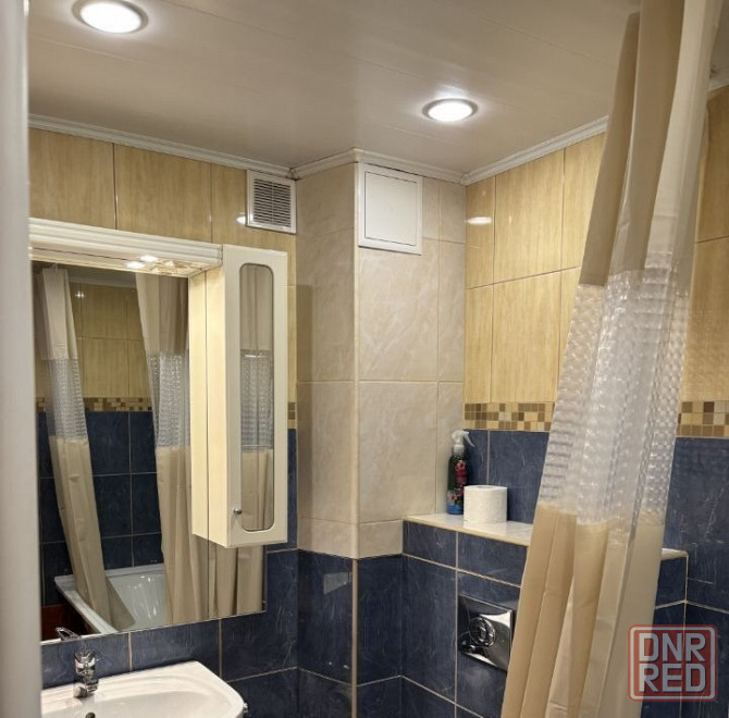 Сдам 1-комнатную квартиру в Донецке, Ворошиловский район . ориентир библиотека им. Крупской Донецк - изображение 3