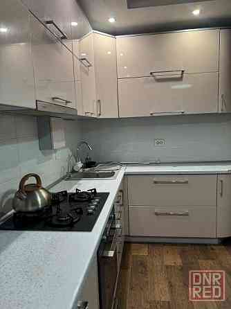 Сдам 1 комнатную квартиру в Ворошиловском районе на Набережной, недалеко от Рамады Донецк