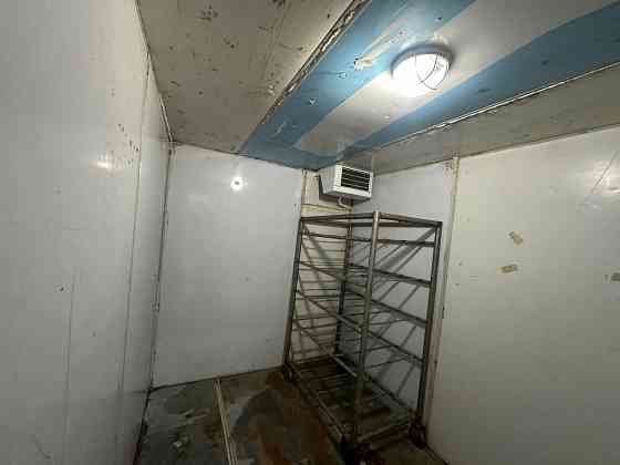 Продам морозильную комнату с оборудование. Донецк