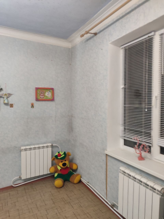 Продается 3к.кв. ост.Школа в районе Шинка Макеевка