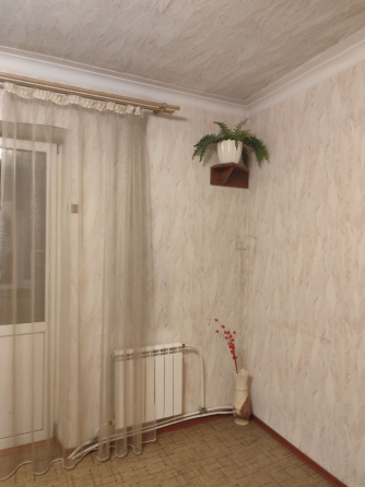 Продается 3к.кв. ост.Школа в районе Шинка Макеевка