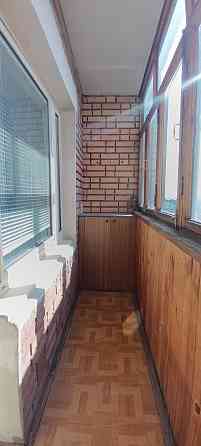 Продам 4-х комн в Калининском р-не, пр. Ильича, Молоко. Две лоджии. Два лифта. Вода по графику! Донецк