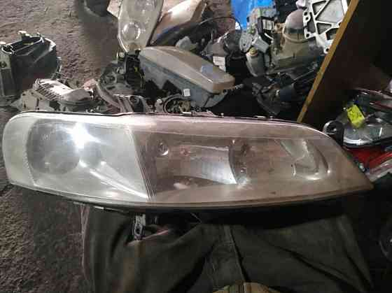 б/у фара правая левая на разные марки авто Енакиево