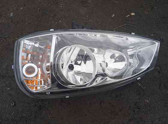 б/у фара правая левая на разные марки авто Енакиево