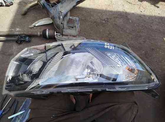 б/у фара правая левая на разные марки авто Енакиево