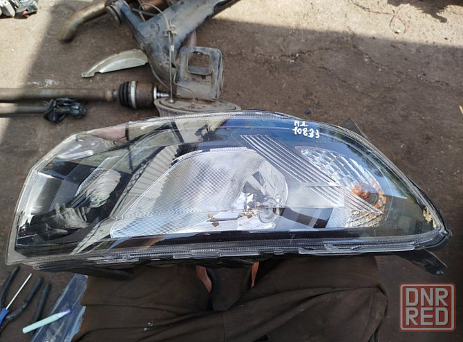 б/у фара правая левая на разные марки авто Енакиево - изображение 5