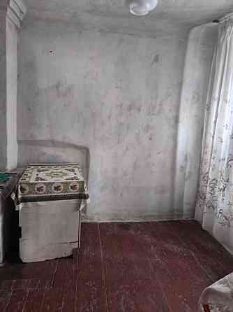 Продам квартиру на земле ( универмаг Донбасс) Донецк