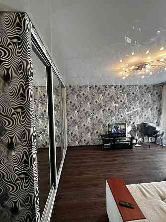 продам 2к зеленый с ремонтом Макеевка