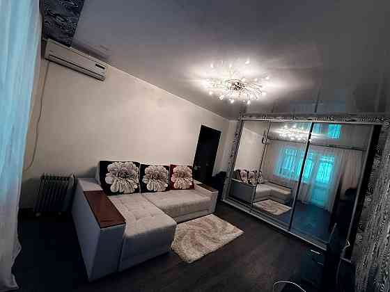 продам 2к зеленый с ремонтом Макеевка