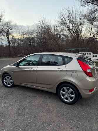 Продам Hyundai Solaris 2014 года, 1.4 с оригинальным пробегом 99 000 км! Алчевск