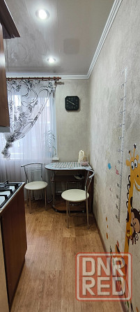 Посуточно/почасово сдаётся в аренду 2-х комнатная квартира в Пролетарском районе рынок Объединённый Донецк - изображение 12