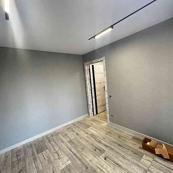 Продам 2-х комн квартиру в городе Луганск улица 30-летия Победы Луганск