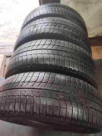 Продам зимнюю резину Michelin 205/65/R16 Донецк