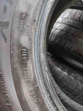 Продам зимнюю резину Michelin 205/65/R16 Донецк