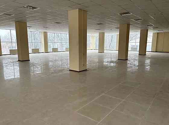 Аренда магазин, салон, 450 кв.м. пр. Ильича Донецк