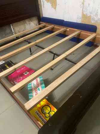 Продам кровать из дерева Донецк