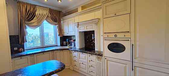 Сдам уютную крупногабаритную квартиру в центре Донецка Донецк