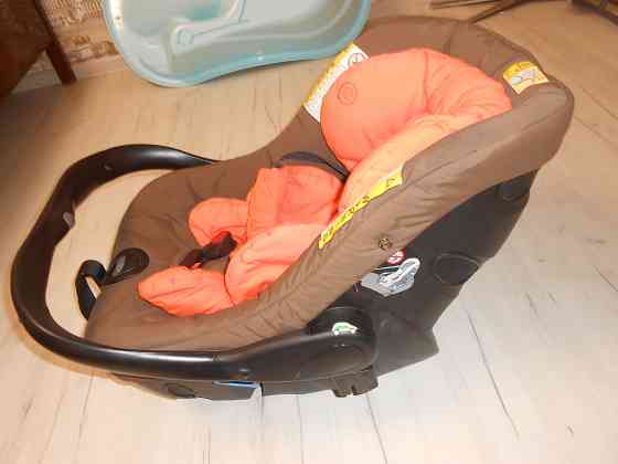 Продам автолюльку Jane Донецк