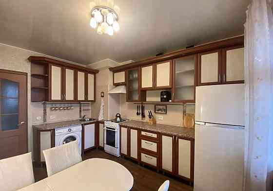 Сдаётся трёхкомнатная квартира в Пролетарском районе Донецк