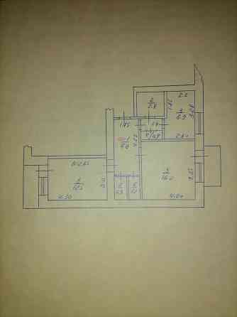 Продам 2-х комнатную квартиру в центре города Тореза Торез